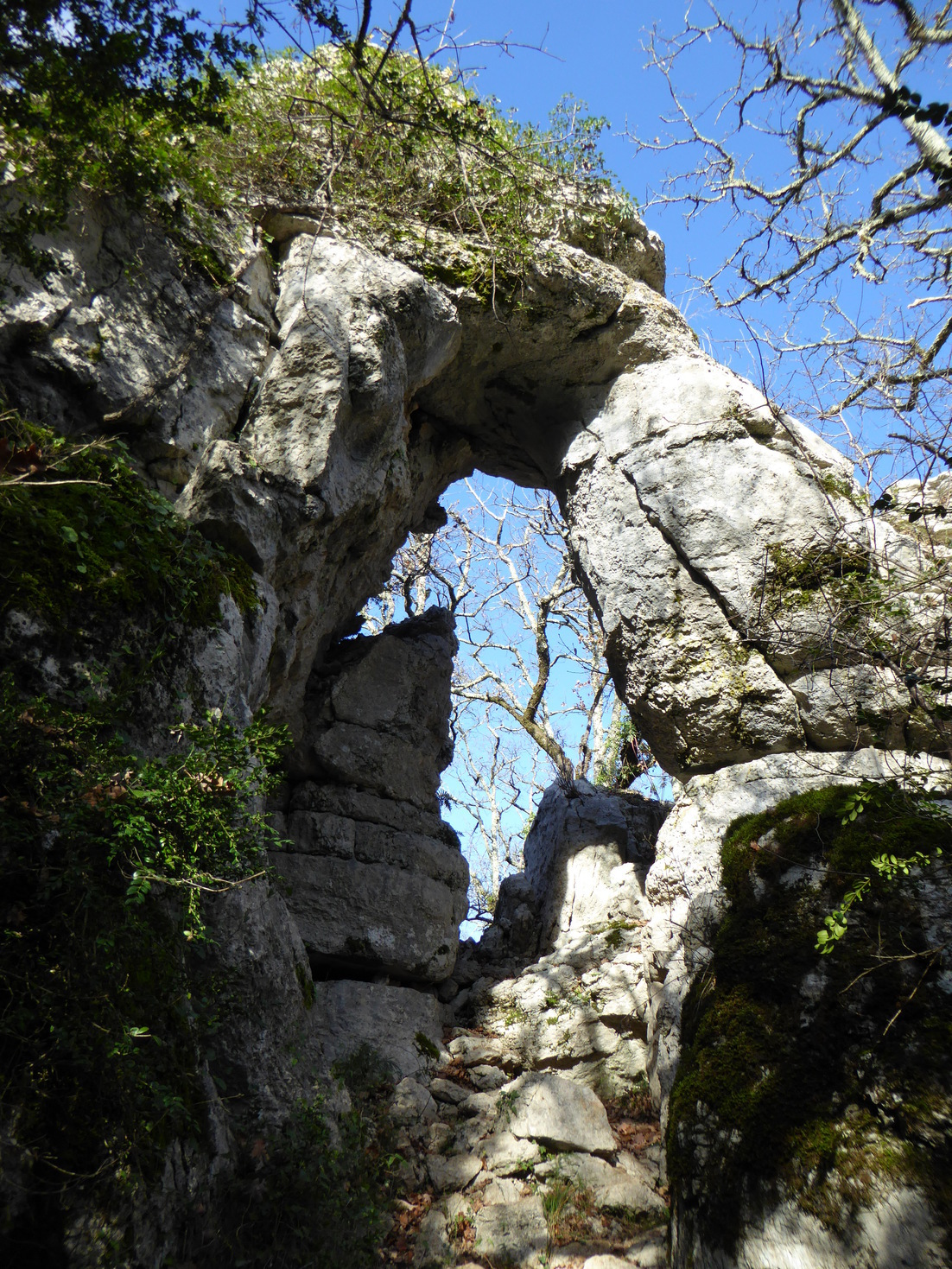 Karstic Arch